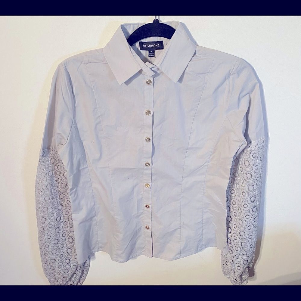 🎉Romimona Women’s Button Up Long Sleeve Shirt (Sizes) Small and medium